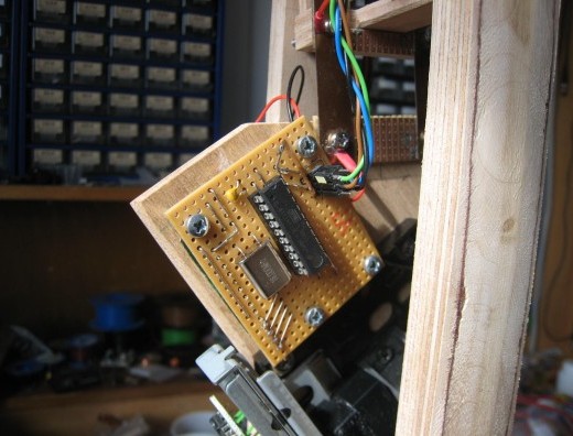ATtiny2313 zur CCD-Ansteuerung ATtiny2313 zur CCD-Ansteuerung